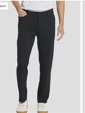Kenneth Cole Men's Slim Fit and taper Fit Jeans  5-Pocket Jeans in Black
